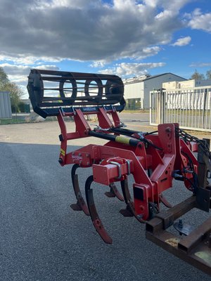Déchaumeur Quivogne 5 DENTS+ROULEAU