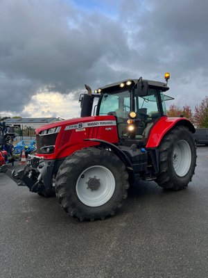 Tracteur agricole Massey Ferguson 7716S