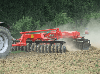 Travail du sol - Déchaumeurs à disques - Cover crops  en V autoporteur SOL V