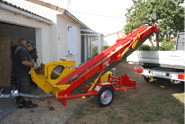 Matériel forestier - Scies circulaires à bûches - Scies circulaires thermiques XYLOSCIE