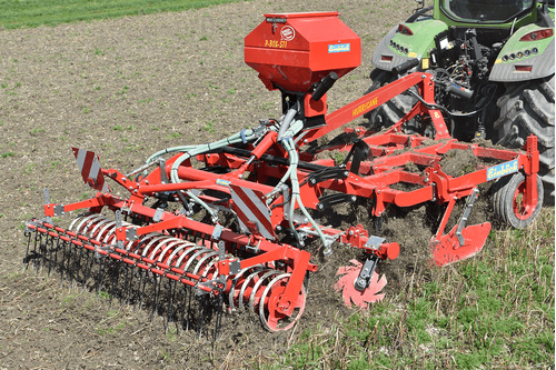 Travail du sol - Cultivateurs - Scalpeur - TAIFUN - HURRICANE