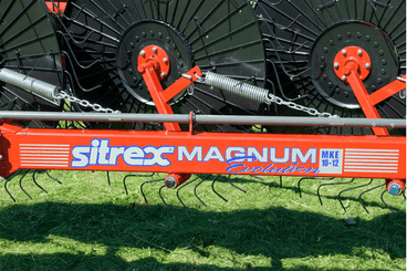 Fenaison - Andaineurs rotatifs - Andaineur SOLEILS MAGNUM EVOLUTION auto-directionnel