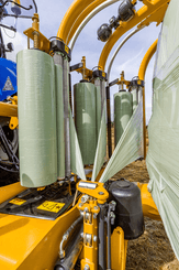 Récolte - Enrubanneuses - Enrubanneuse à balles rondes portée à satellites