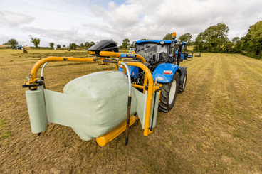 Récolte - Enrubanneuses - Enrubanneuse à balles rondes portée à satellites