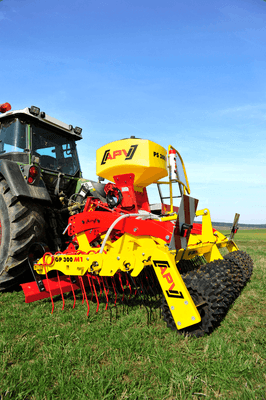 Entretien - Herse prairie - Matériel d'entretien de prairies régénérateur de prairie
