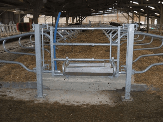 Matériel d'élevage - Tonne à eau - Abreuvoir acier galva ou inox.