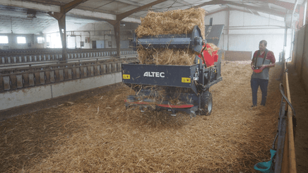 Alimentation - Dérouleuses - Dérouleuse pailleuse radiocommandée