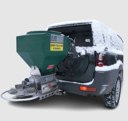 Entretien - Lame à neige, saleuse - Saleuse route et saleuse à fourrage T11