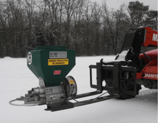 Entretien - Lame à neige, saleuse - Saleuse route et saleuse à fourrage T11