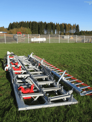 Entretien - Herse prairie - Matériels d'entretien de prairies AGRIMAT