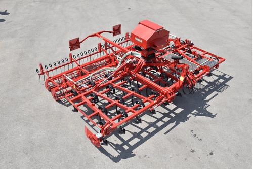 Travail du sol - Cultivateurs - Scalpeur - TAIFUN - HURRICANE