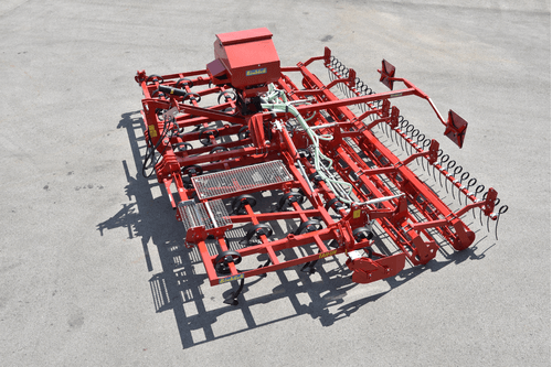 Travail du sol - Cultivateurs - Scalpeur - TAIFUN - HURRICANE