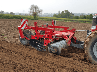 Travail du sol - Déchaumeurs à disques - Déchaumeur à disques frontal STUB-FRONT
