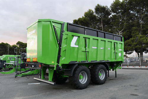 Transport - Remorques agricoles - Benne à fond poussant HMFT
