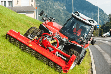 Entretien - Equipement entretien - Tracteur de pente porte outils TERRATRAC TT 