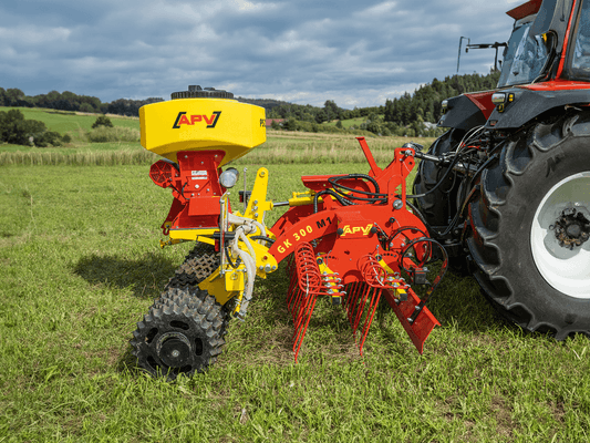 Entretien - Herse prairie - Matériel d'entretien de prairies régénérateur de prairie