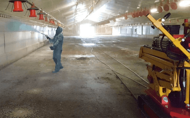Matériel de ferme - Divers ferme, outillage - Laveuse de bâtiments avicoles LAVICOLE