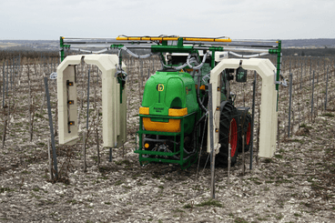 Pulvérisation - Pulvérisateurs vigne - Pulvérisateur porté ou trainé PULPANO ET TURBIPANO panneaux récupérateurs