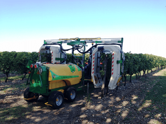 Pulvérisation - Pulvérisateurs vigne - Pulvérisateur porté ou trainé PULPANO ET TURBIPANO panneaux récupérateurs