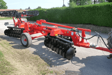 Travail du sol - Déchaumeurs à disques - Cover crops en X autoporteur pulvériseur SOL X