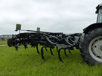 Travail du sol - Déchaumeur à dents - Déchaumeur à dents trainé ou porté BLACKBEAR