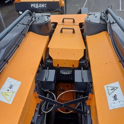 Machine à vendanger Pellenc 8270 - 2