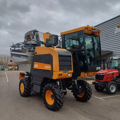 Machine à vendanger - 8270